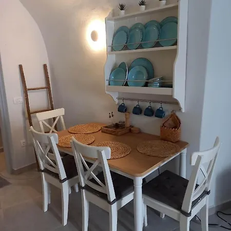 Cueva House * Vóthon