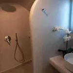 Cueva House * Vóthon
